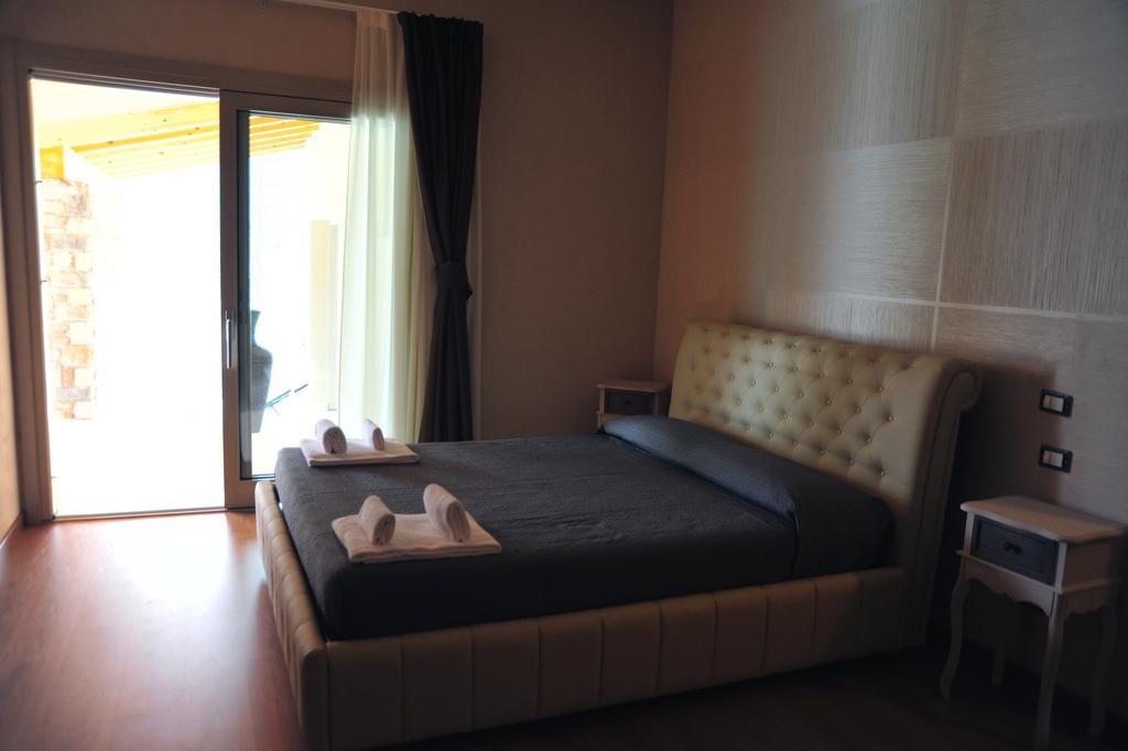 Agriturismo Le Fontane Sale Marasino Room photo